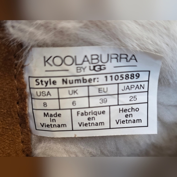 Koolaburra by UGG - Women's Tynlee Fashion Boot with Cream Faux Fur - Size 8 - Picture 3 of 6